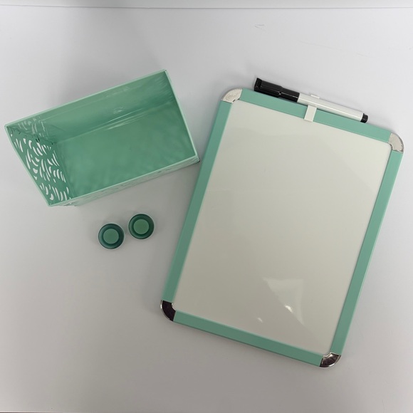 Magnetic Locker Set - Picture 2 of 14